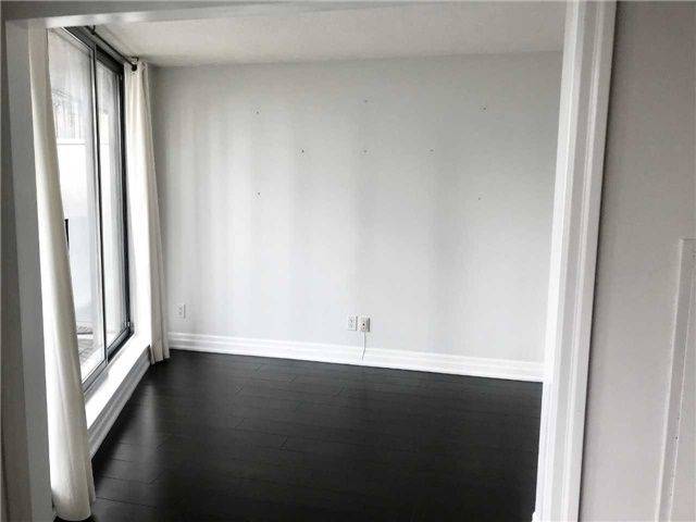 Toronto C01, ON M5V 2Y7,650 Queens Quay N/A W #703