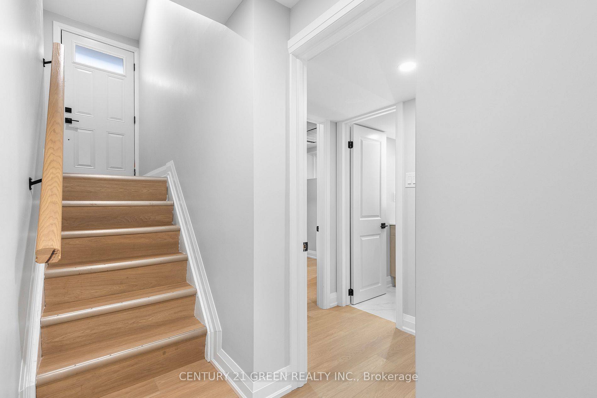 Toronto E09, ON L6K 2E3,32 Brookridge DR #BSMT