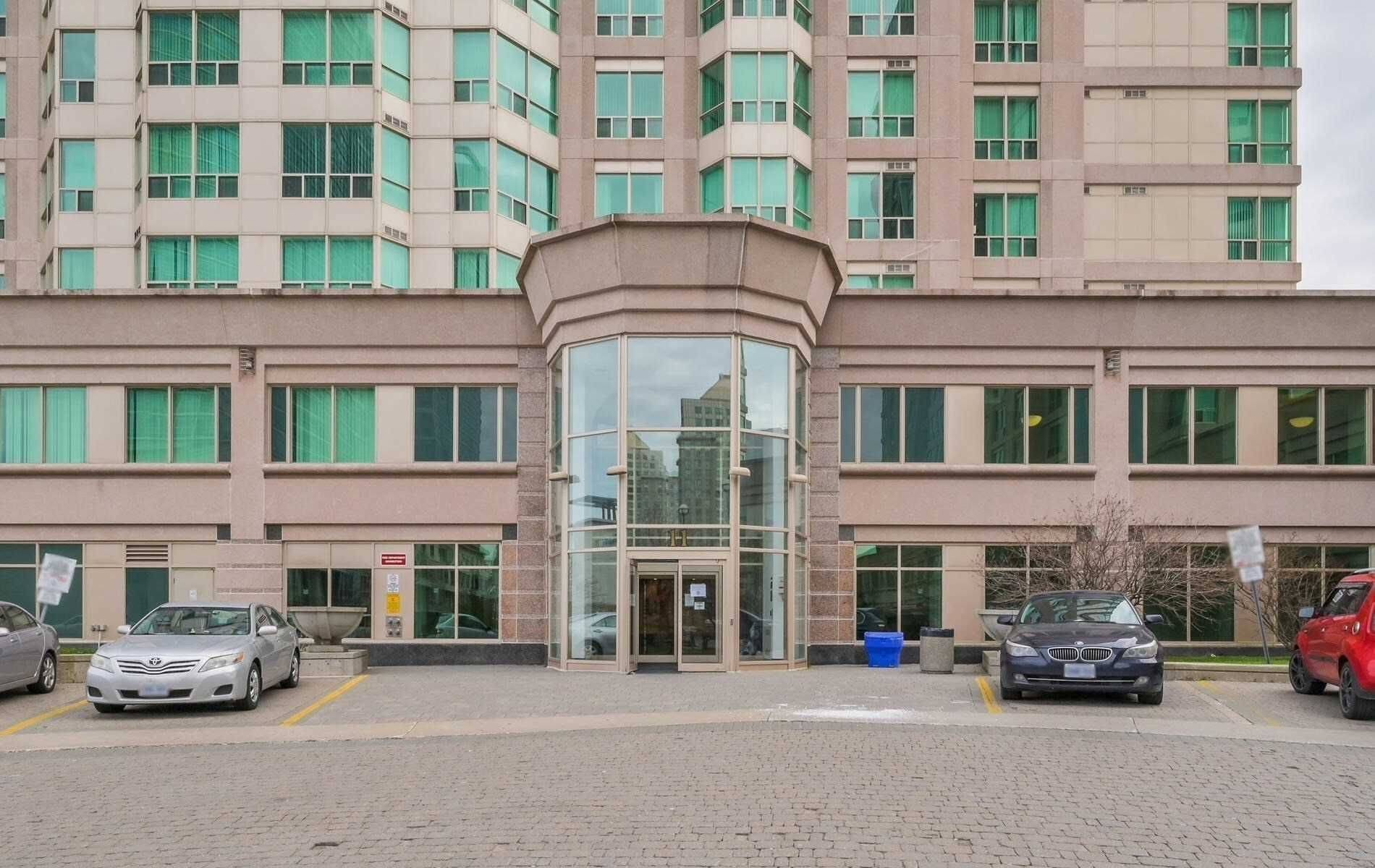 Toronto E09, ON M1H 3J5,11 Lee Centre DR #2305