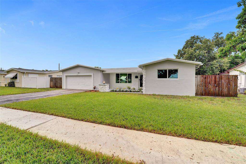 Cooper City, FL 33328,8961 SW 53rd St