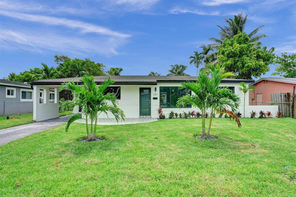 2301 Alcazar Dr, Miramar, FL 33023