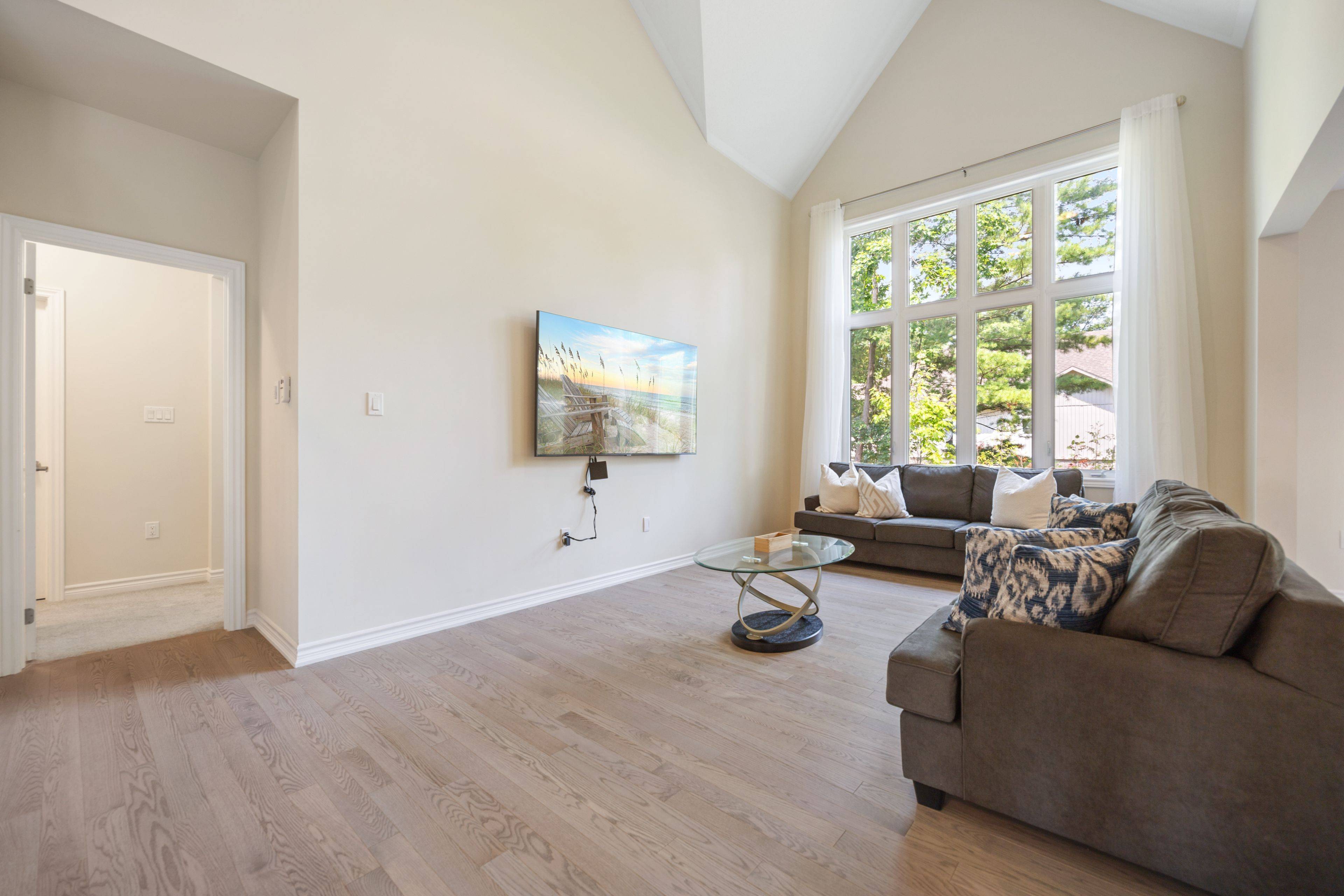 Wasaga Beach, ON L9Z 2N8,61 Westbury RD #Unit #A