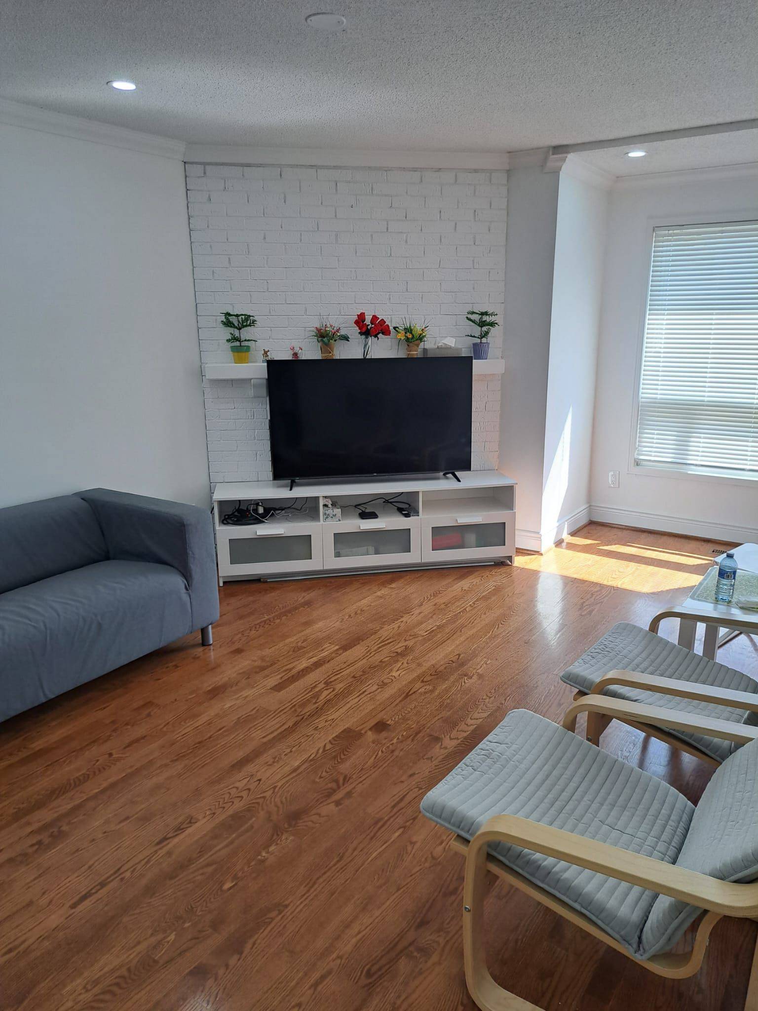 Mississauga, ON L5N 5Y2,Address not disclosed