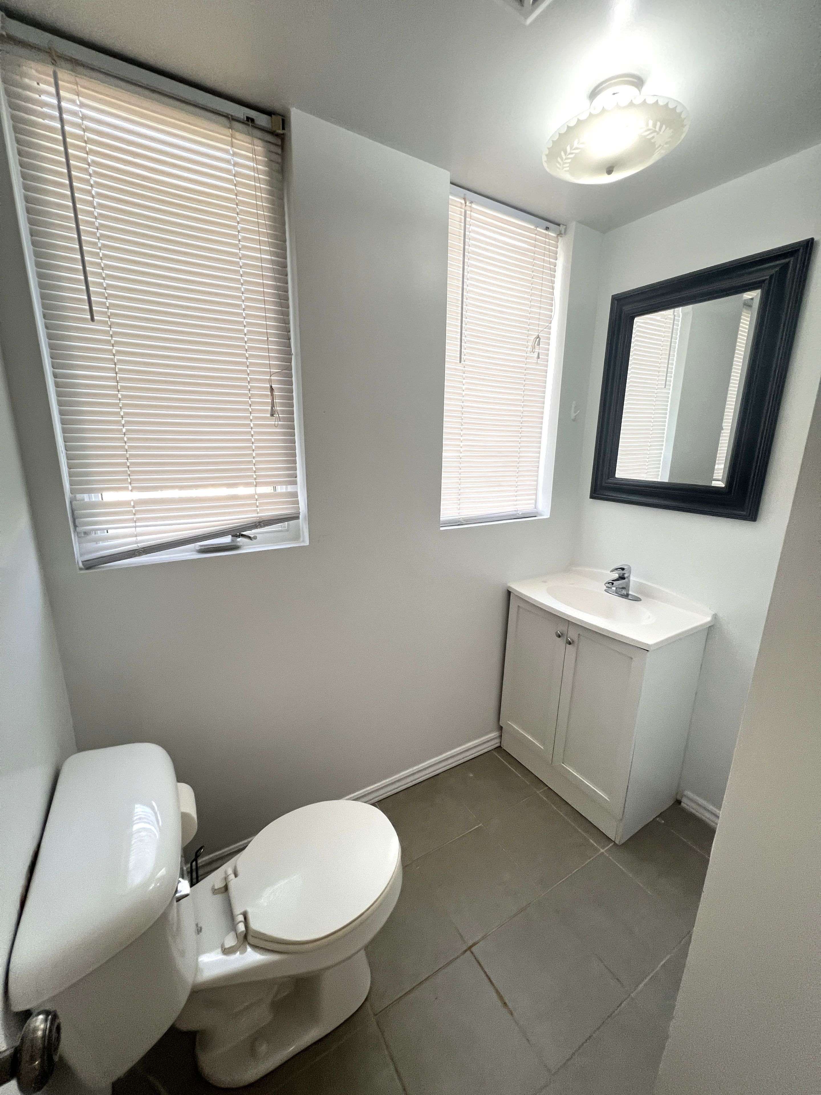 Toronto W05, ON M9M 0A4,3043 Finch AVE W #2038