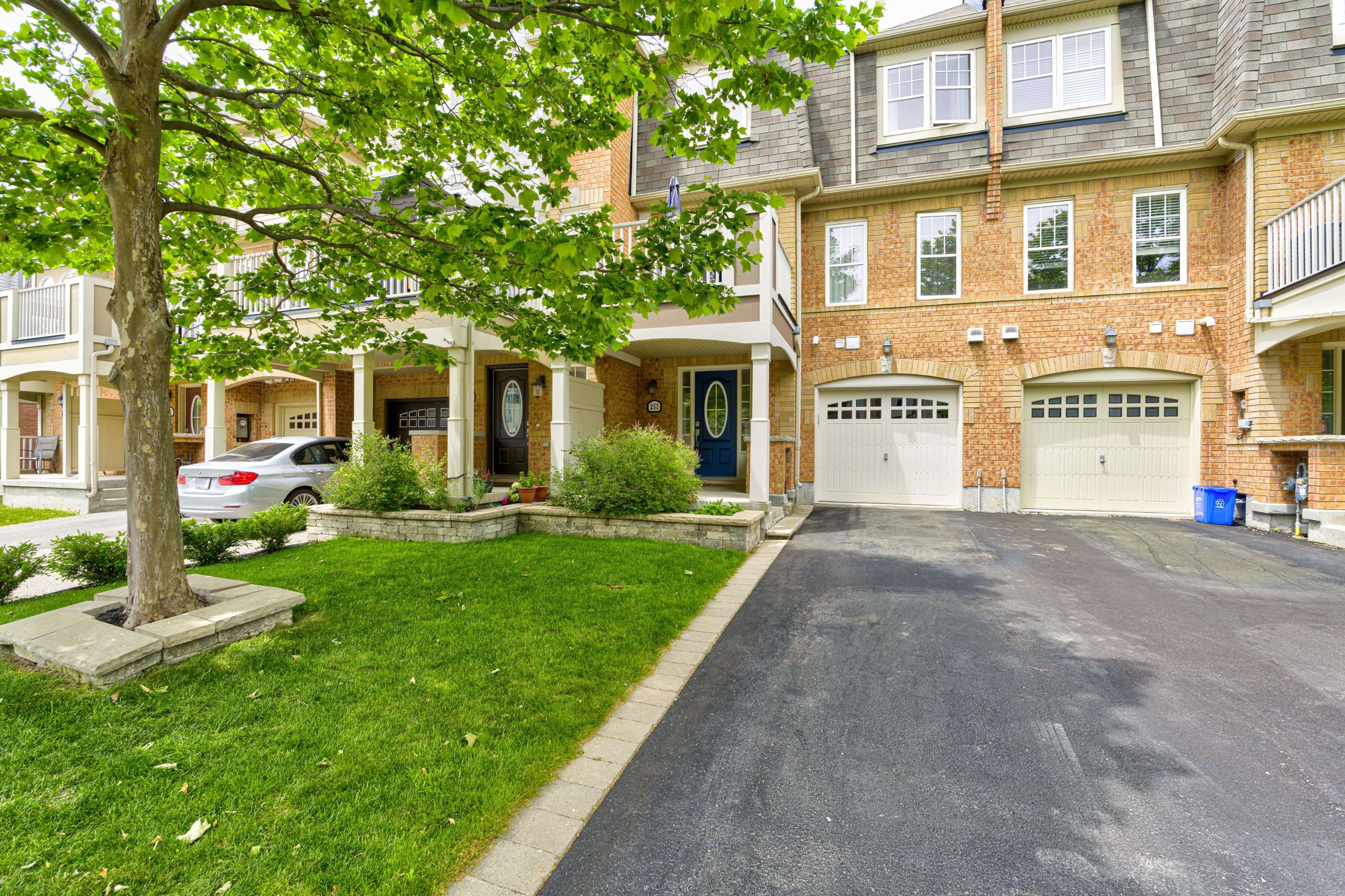 Milton, ON L9T 7B7,253 Wetenhall LNDG