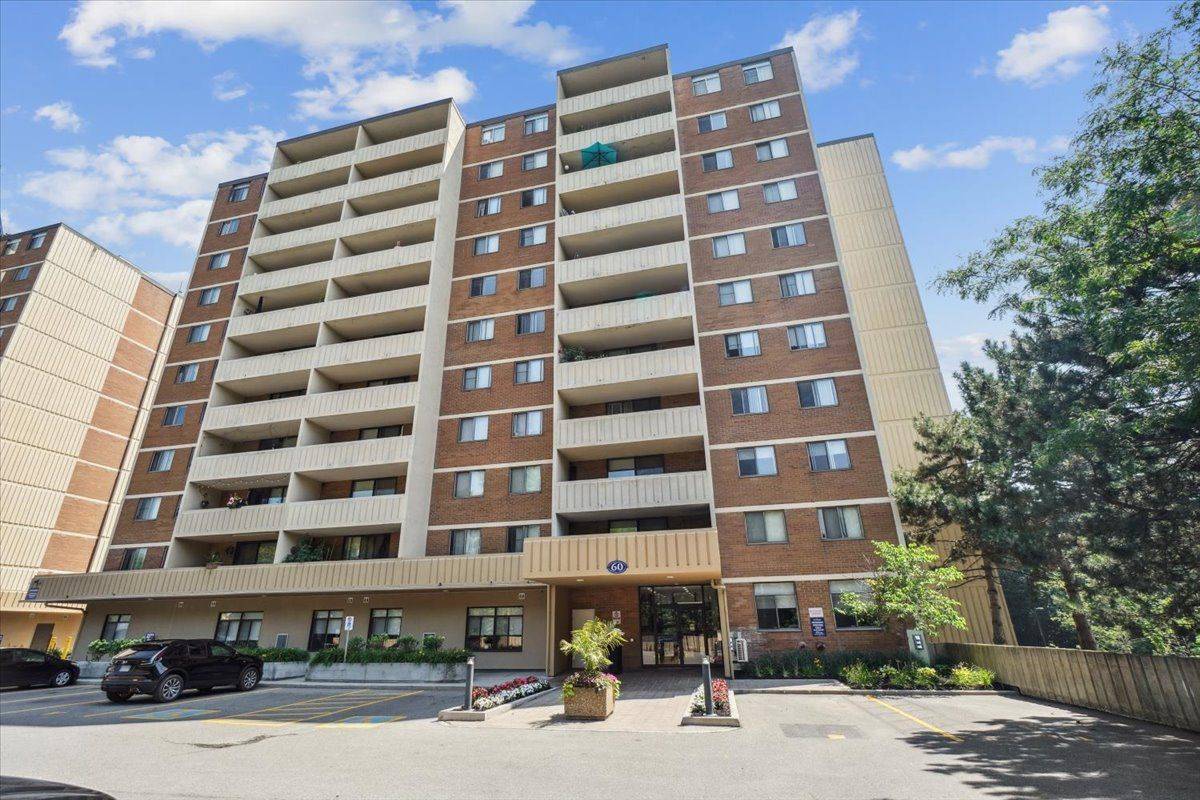 Halton Hills, ON L7G 4Y9,60 Park AVE #509