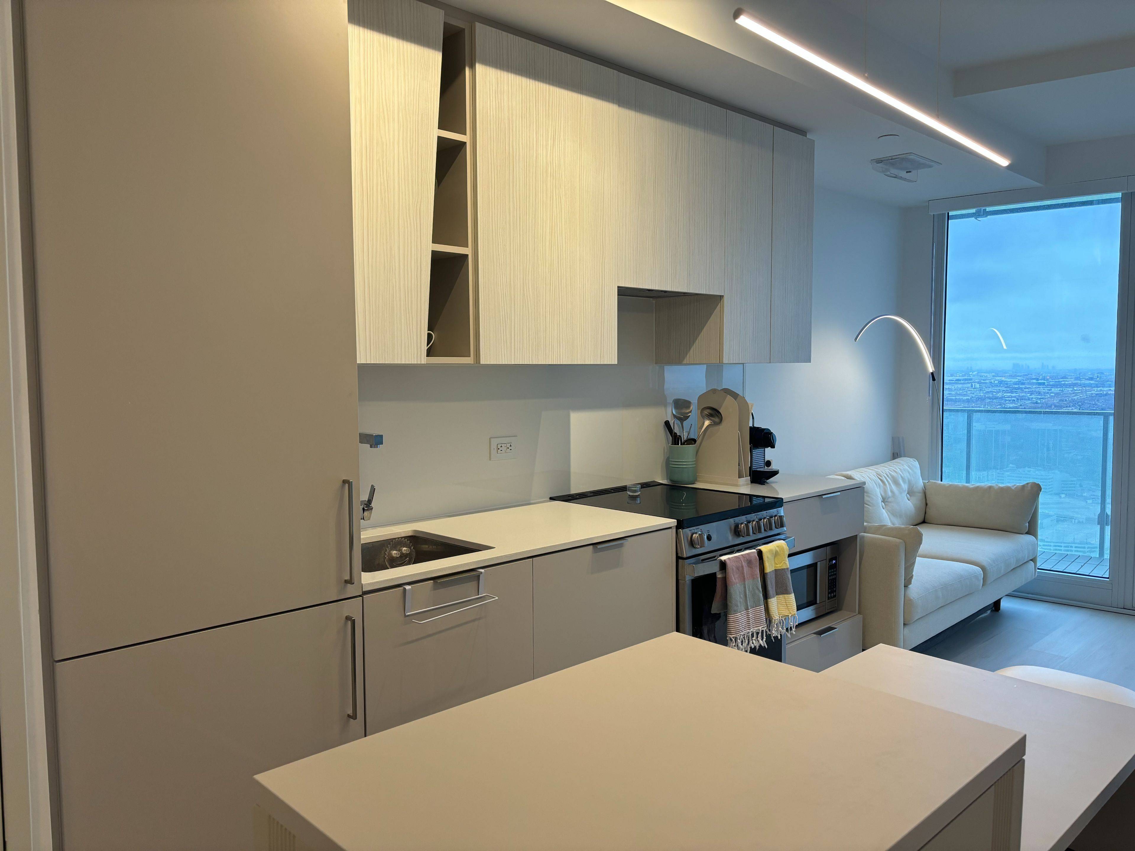 Mississauga, ON L5B 0M3,3900 Confederation Pkwy #5011