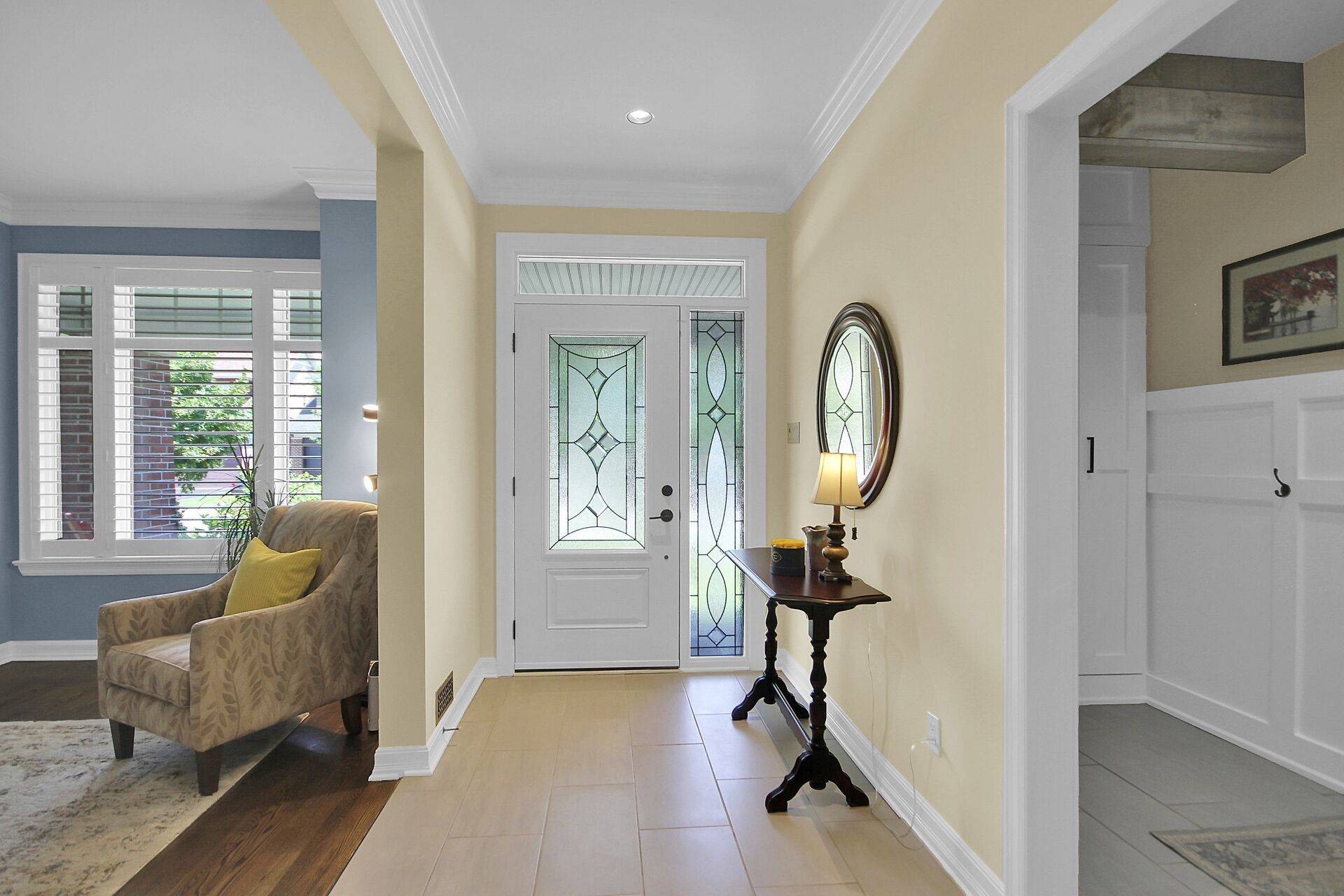 Barrhaven, ON K2J 5G1,30 OAKBRIAR CRES