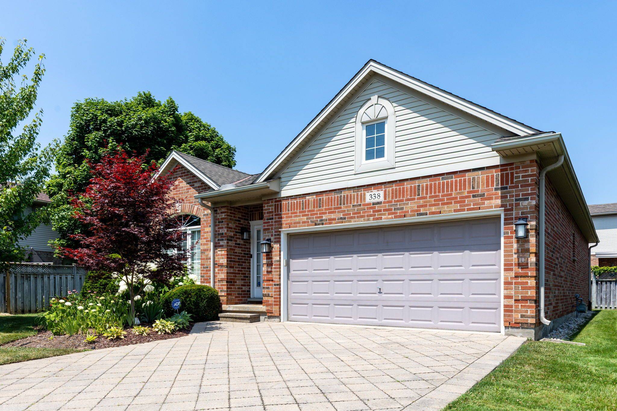 338 Ambleside DR #338, London North, ON N6G 5H9