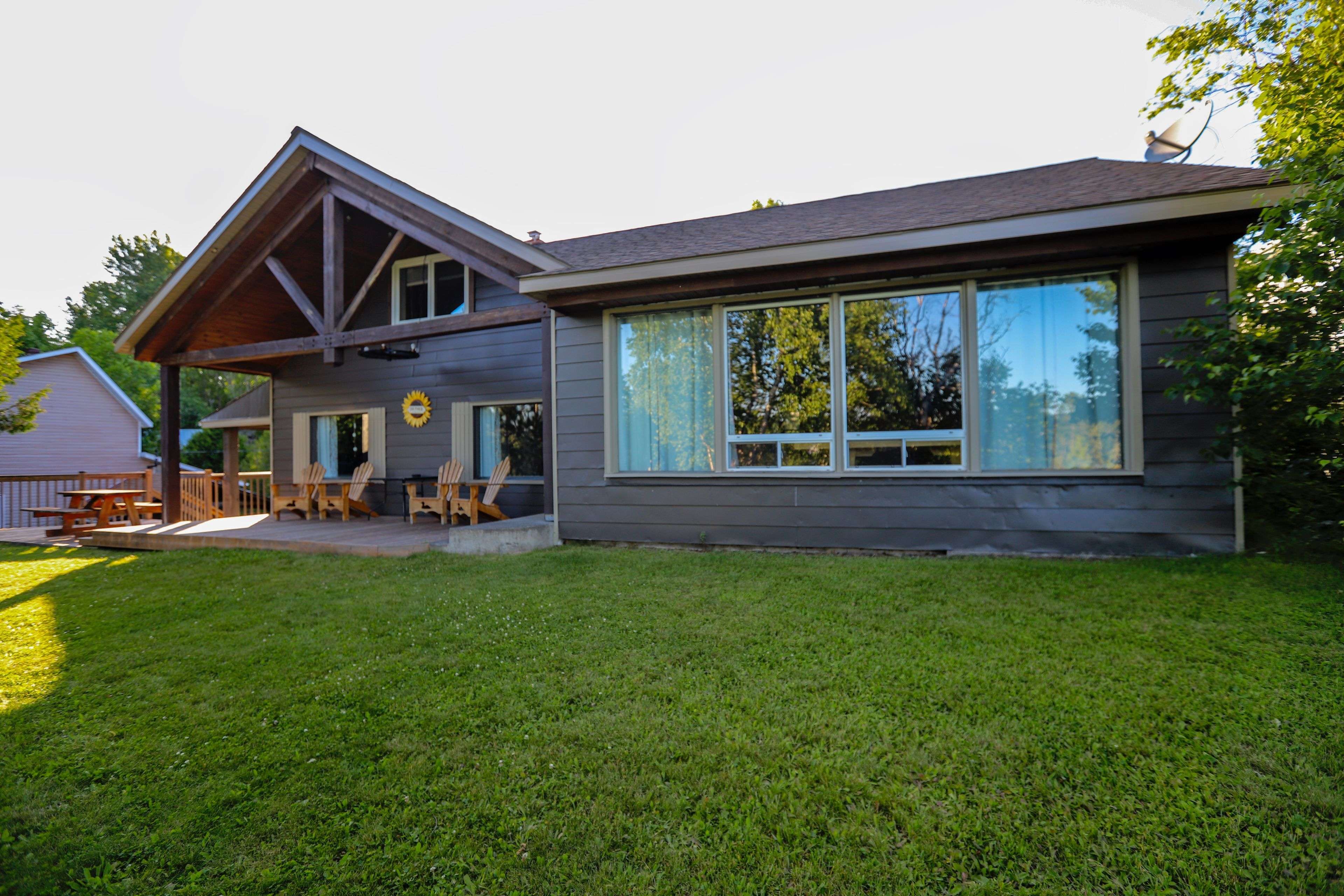 Temagami, ON P0H 2H0,51 Lakeshore DR
