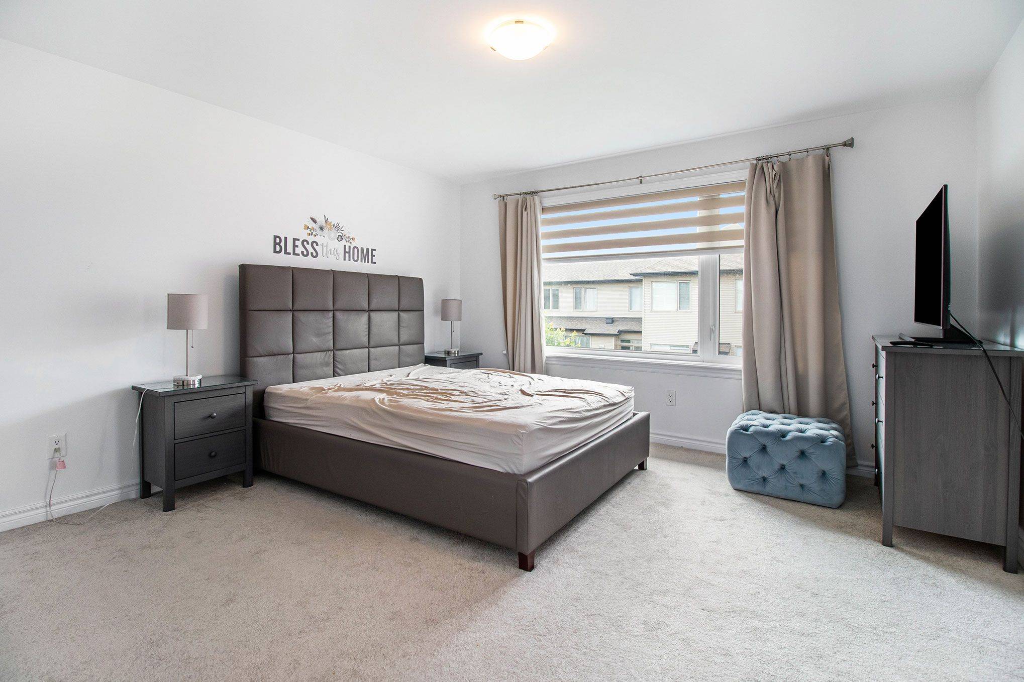 Kanata, ON K2V 0B3,90 Palfrey WAY