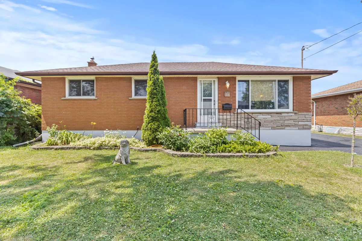 Welland, ON L3B 1C8,18 Charles AVE