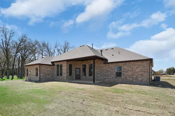 Canton, TX 75103,117 Ellis