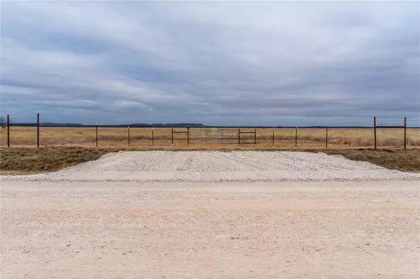 Bradshaw, TX 79567,T3 County Road 204