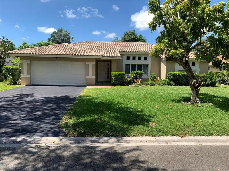 9840 NW 28th Ct, Coral Springs, FL 33065