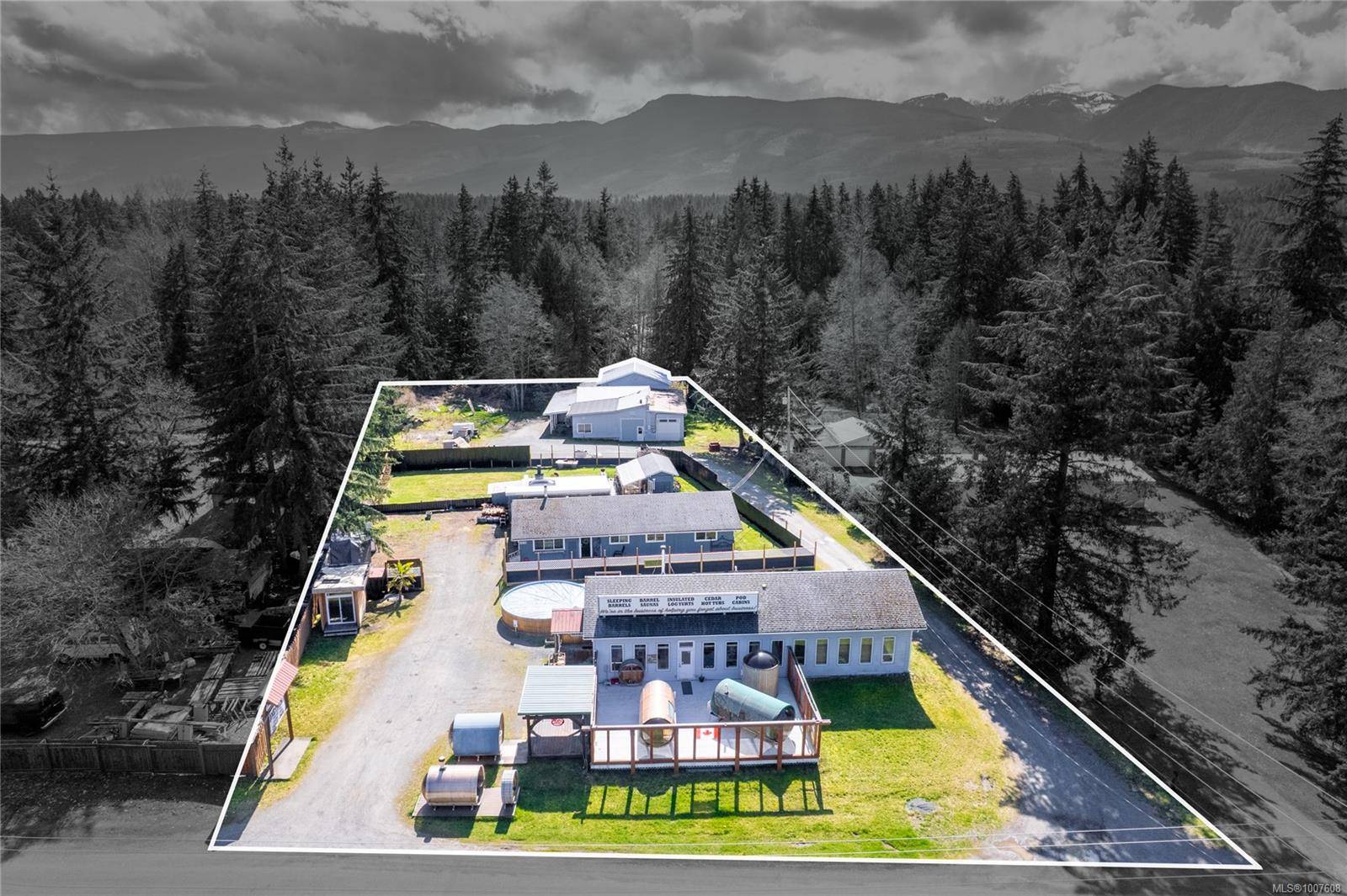 3514 Brittain Blvd, Hilliers, BC V9K 1W2