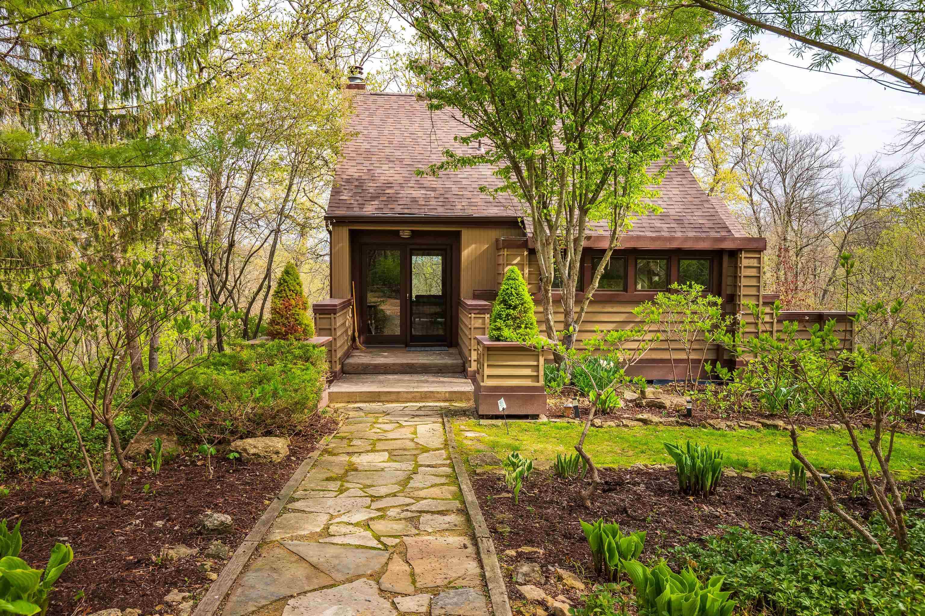 7 Pinehurst Court,  Galena,  IL 61036