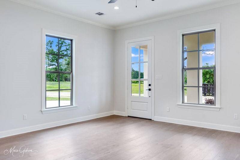 Shreveport, LA 71106,9847 Canebrake Lane