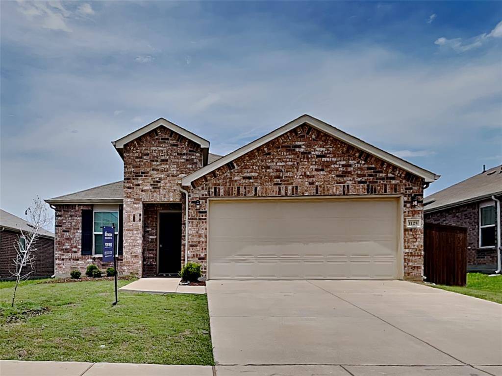 1125 Waggoner Drive, Aubrey, TX 76227