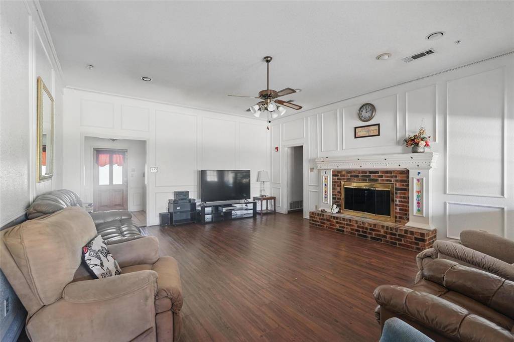 Richardson, TX 75082,3304 Blue Bell Place