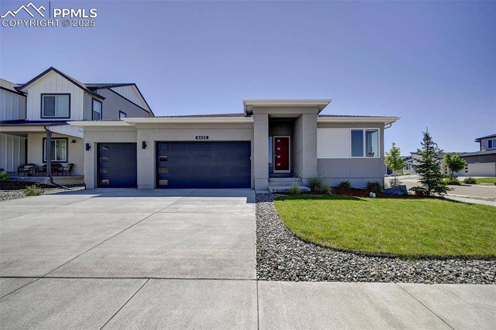 6405 Wolf Gulch DR, Colorado Springs, CO 80924
