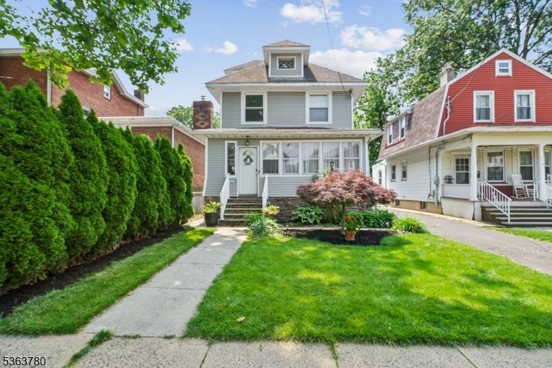 Roselle Park Boro, NJ 07204,118 E Lincoln Ave
