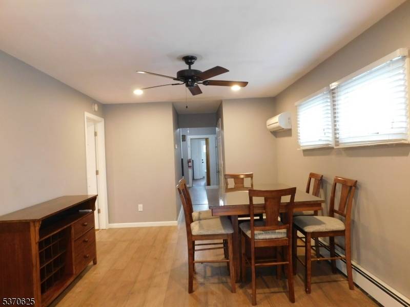 Totowa Boro, NJ 07512,176 Totowa Rd