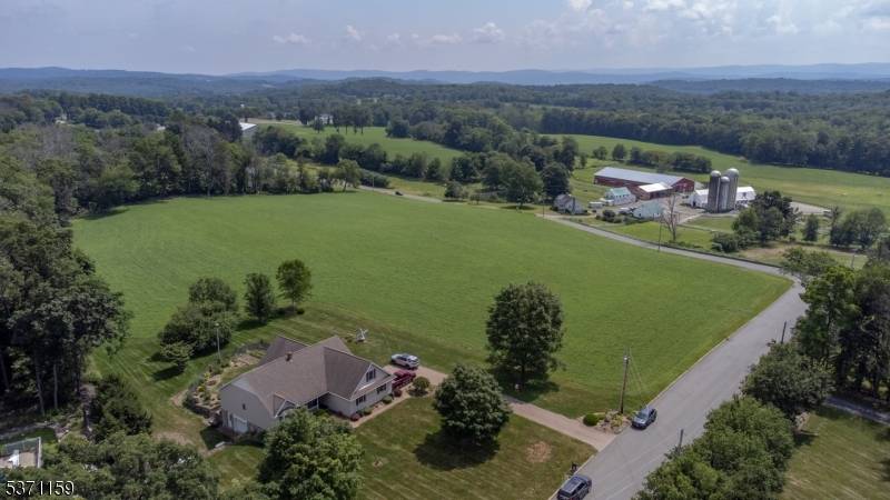 Wantage Twp., NJ 07461,6 Bridle Way