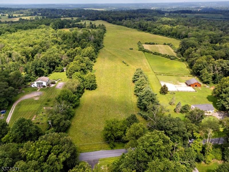 85 Linvale Rd, East Amwell Twp., NJ 08551