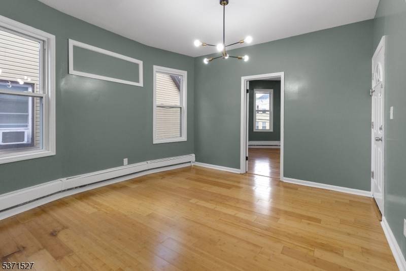 Irvington Twp., NJ 07111,35 Coit St