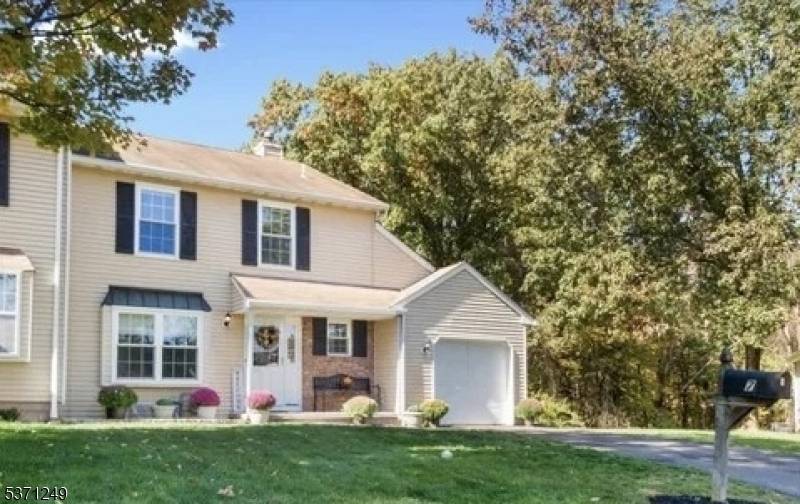 Branchburg Twp., NJ 08876,7 Paiute Trl