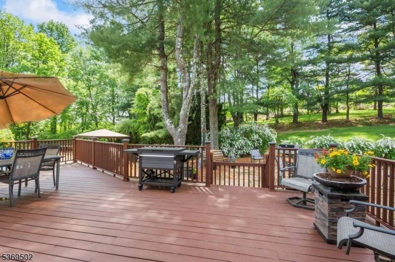 Tewksbury Twp., NJ 07830,13 Fieldstone Rd