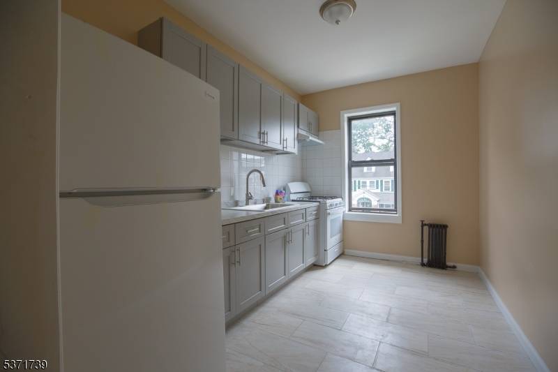 Plainfield City, NJ 07060,300 W 7th St #22
