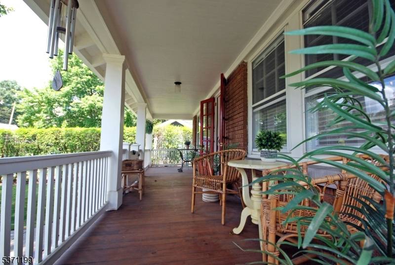 Montclair Twp., NJ 07042,197 Grove St