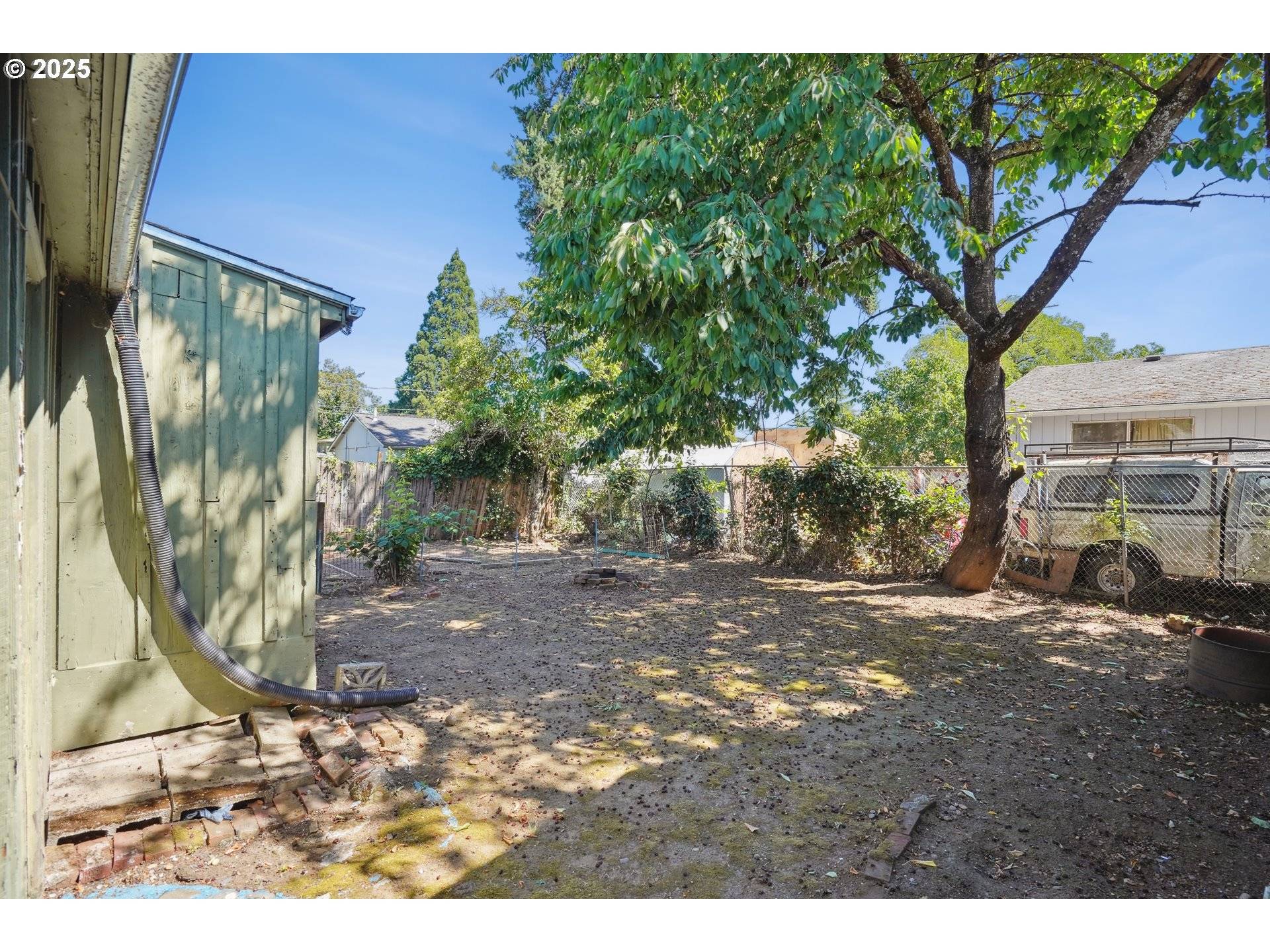 Portland, OR 97206,6632 SE 65TH AVE