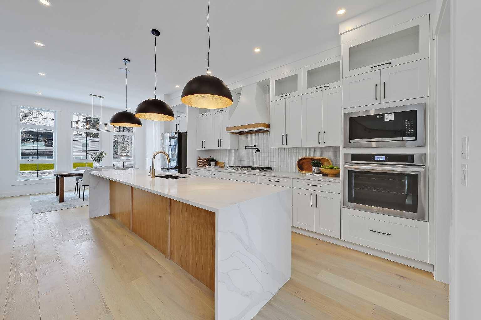 Calgary, AB T3E 3P1,3106 43 ST Southwest