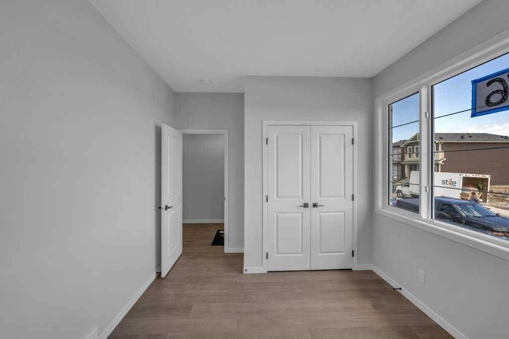 Calgary, AB T3J 5W2,76 Homestead VW NE