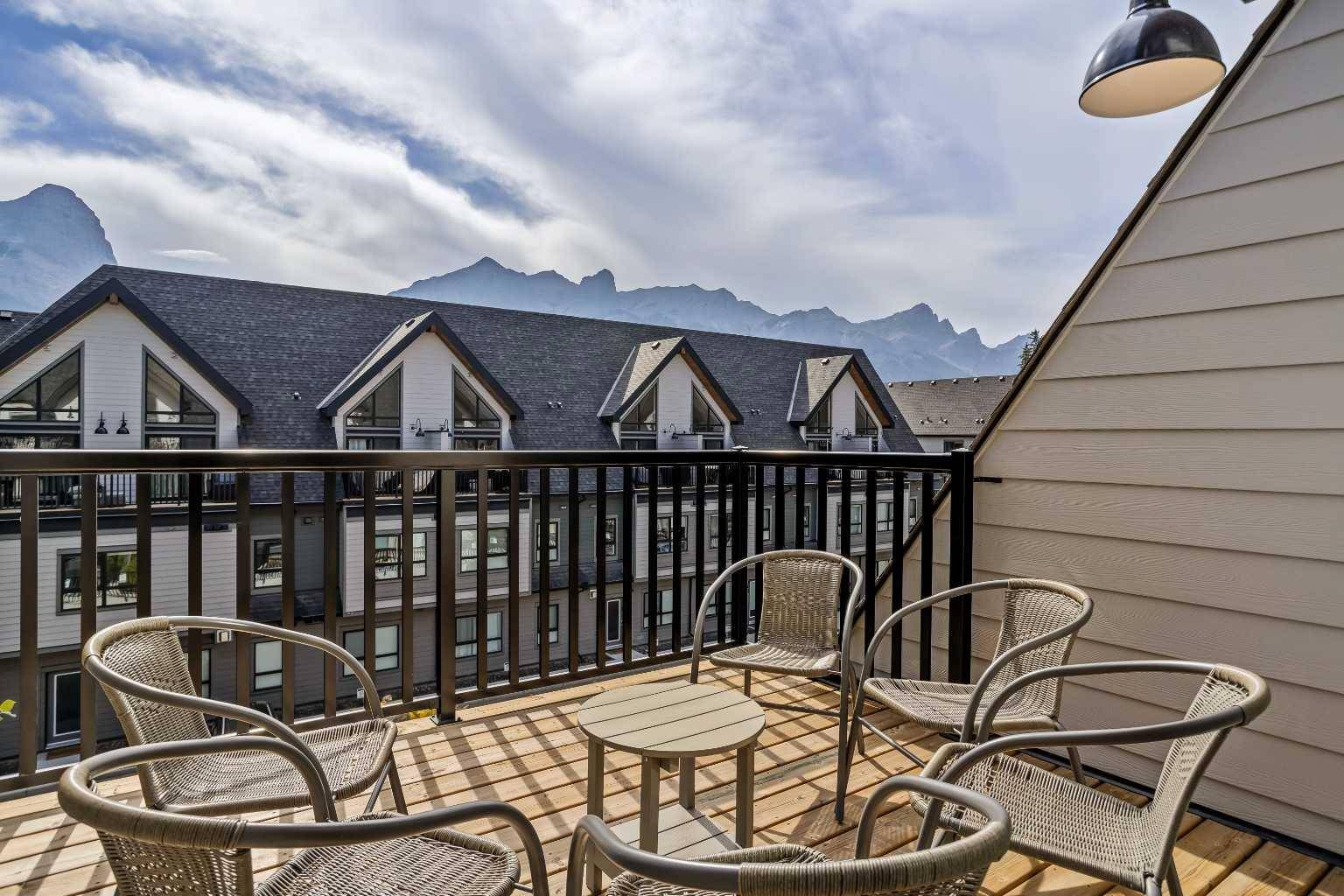 Canmore, AB T1W2X2,115 Kananaskis WAY #113