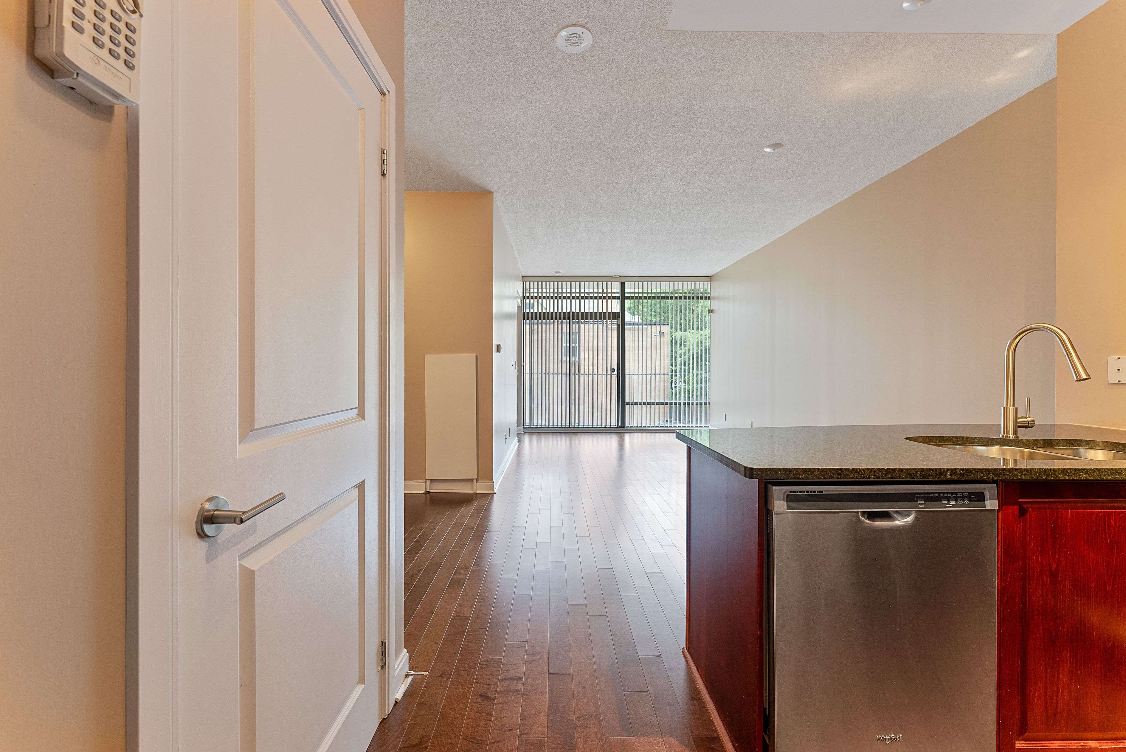 Toronto C02, ON M5R 1G1,21 Scollard ST #209