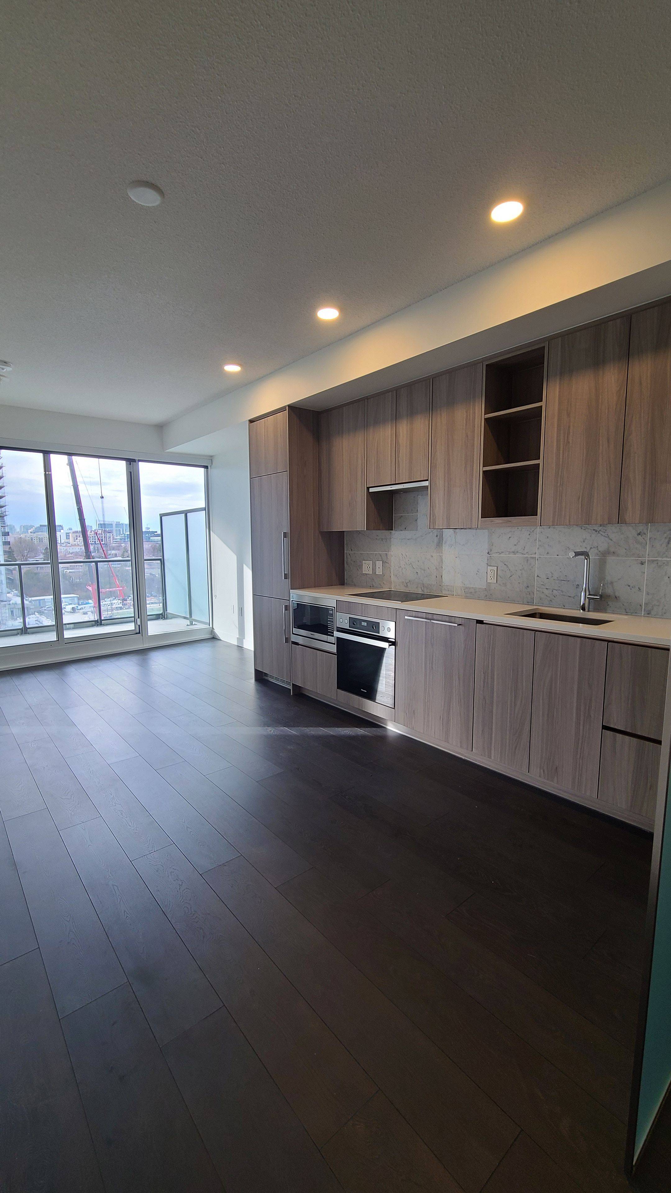 Toronto C15, ON M2K 0H2,95 Mcmahon DR #1507