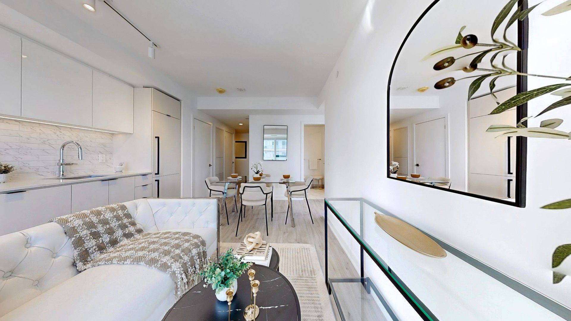 252 Church ST #1706, Toronto C08, ON M5B 0E6