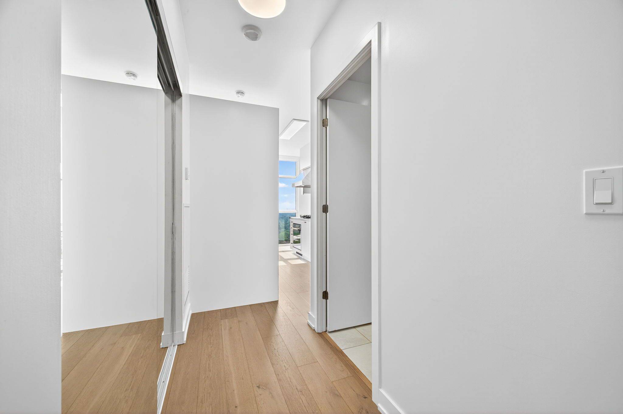 Toronto C02, ON M5P 0A2,501 St Clair AVE W #2109