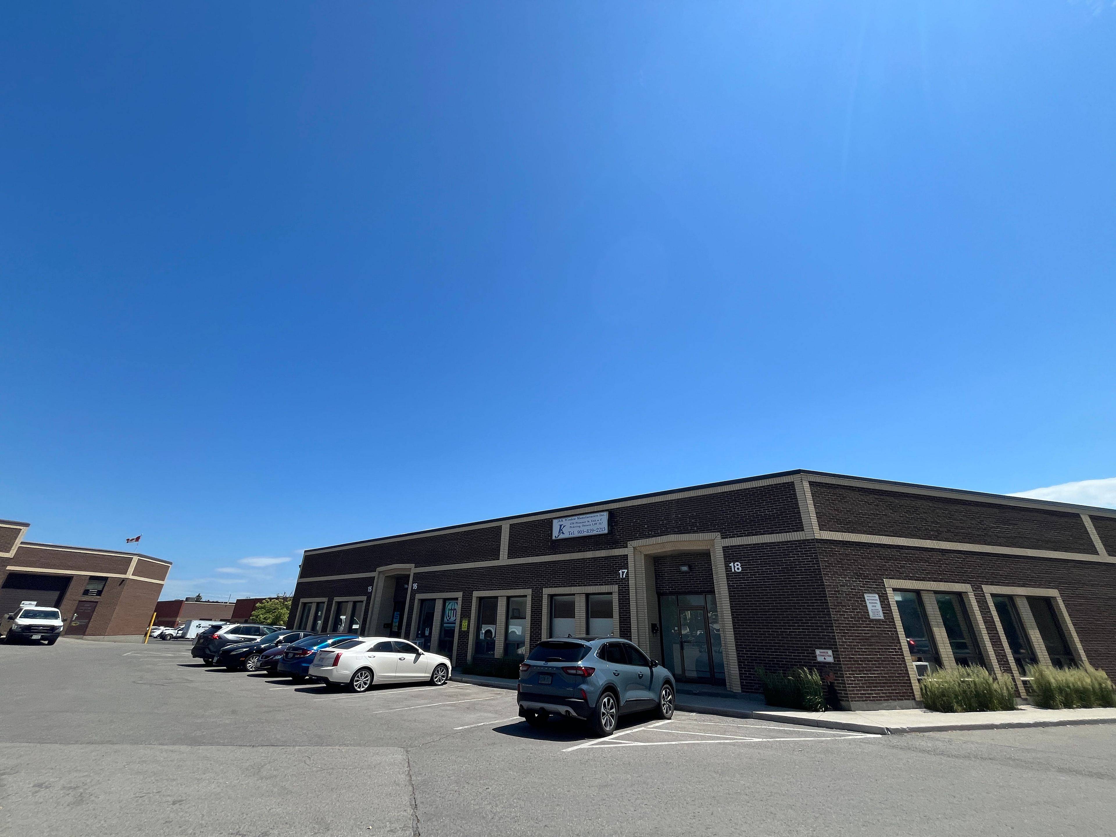1750 Plummer ST #16, Pickering, ON L1W 3L7