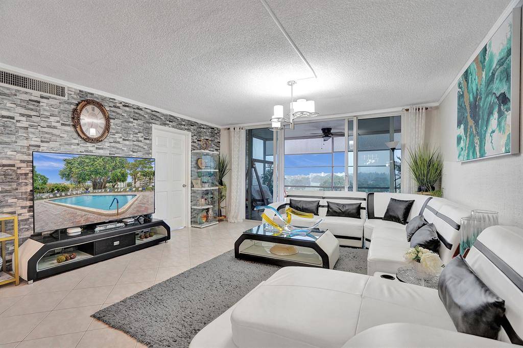 Pompano Beach, FL 33069,2671 S Course Dr #610