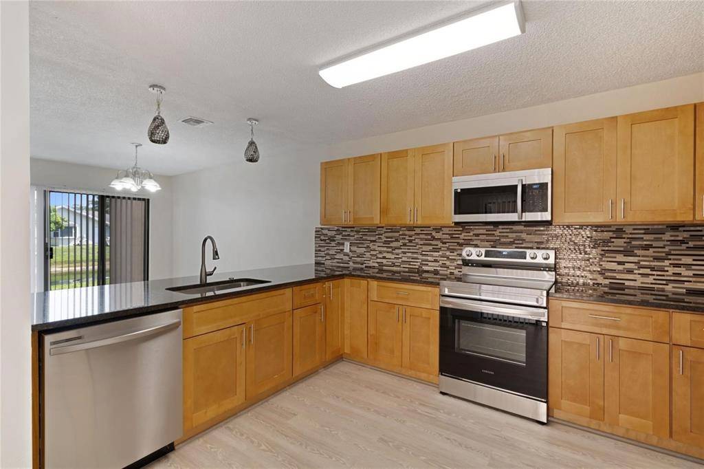 8113 NW 71st Ct #8113, Tamarac, FL 33321