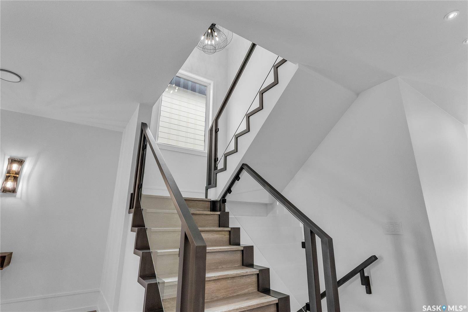 Saskatoon, SK S7W 1E5,428 Woolf BEND