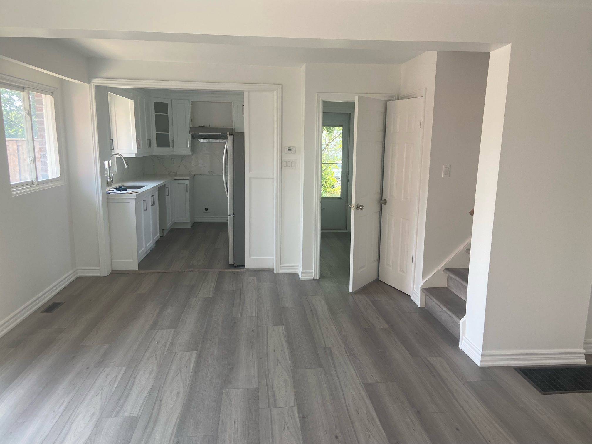 Toronto W10, ON M9V 2A8,20 Litchfield CT #120