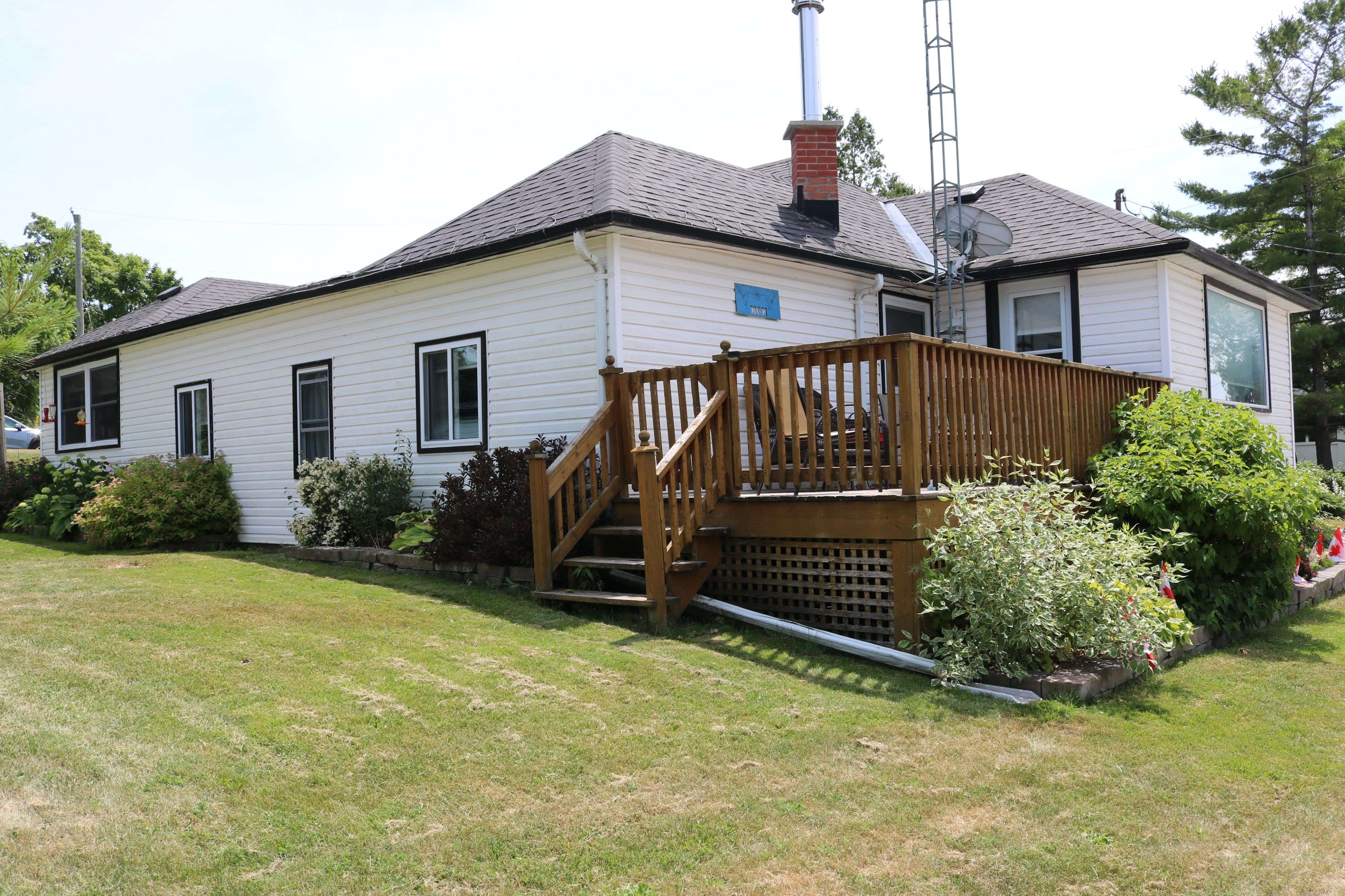 Prince Edward County, ON K0K 2P0,13 St Philip ST