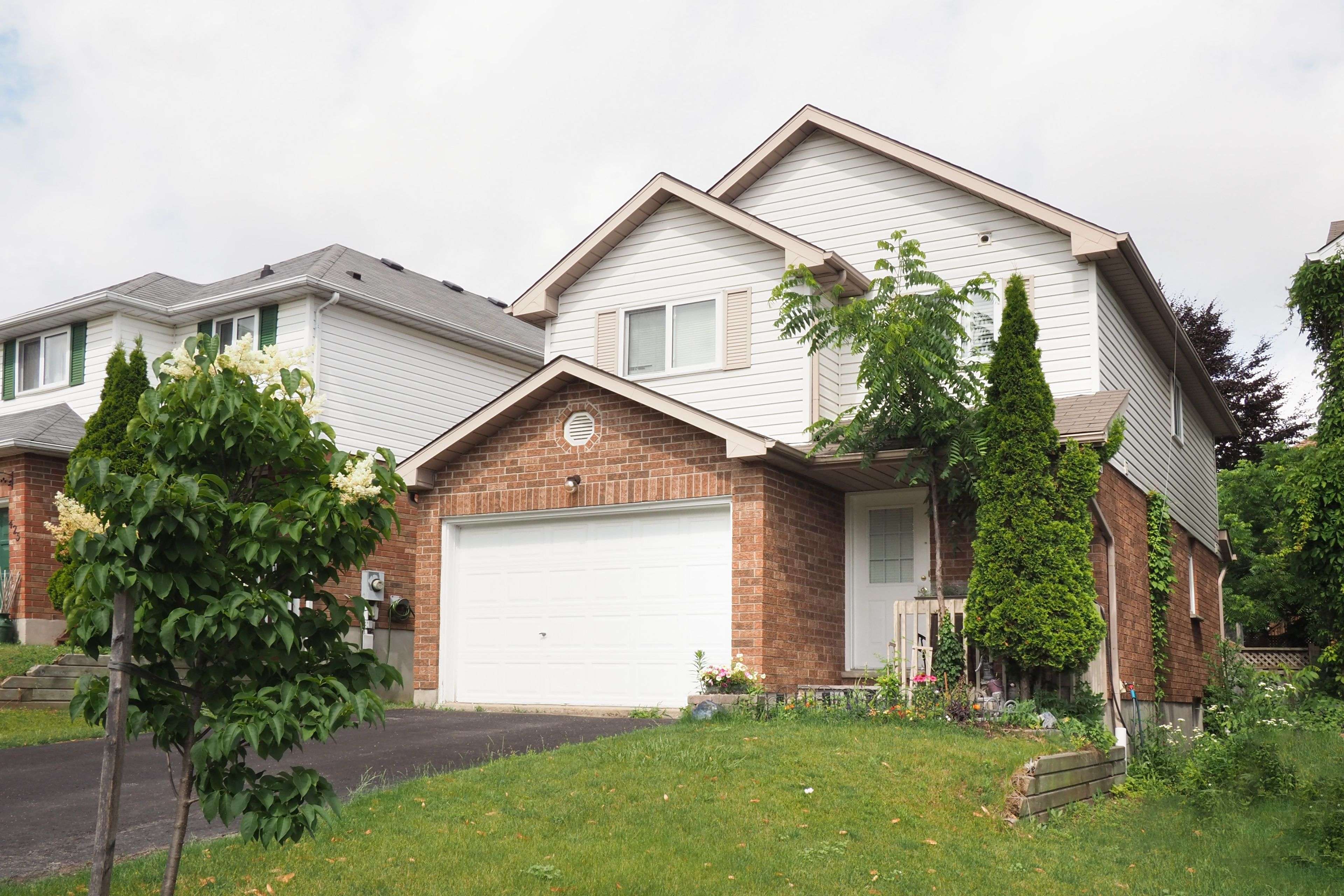 429 Exmoor ST, Waterloo, ON N2K 3X5