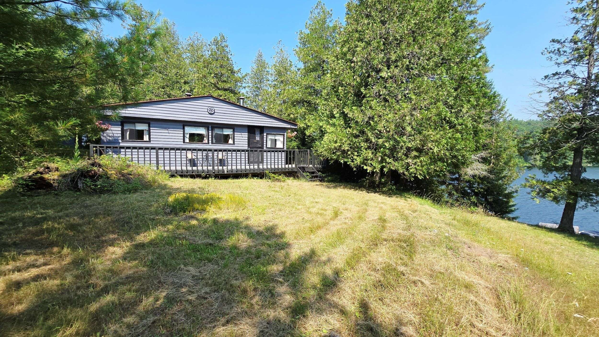 Lanark Highlands, ON K0A 3L0,900 Brendan's IS